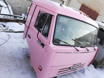Кабина КамАЗ 55111 самосвал со спальником